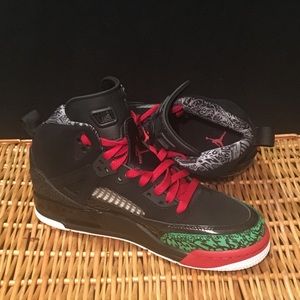 Jordan Spiz’ike NWOT and OG Box (6Y or W7.5)